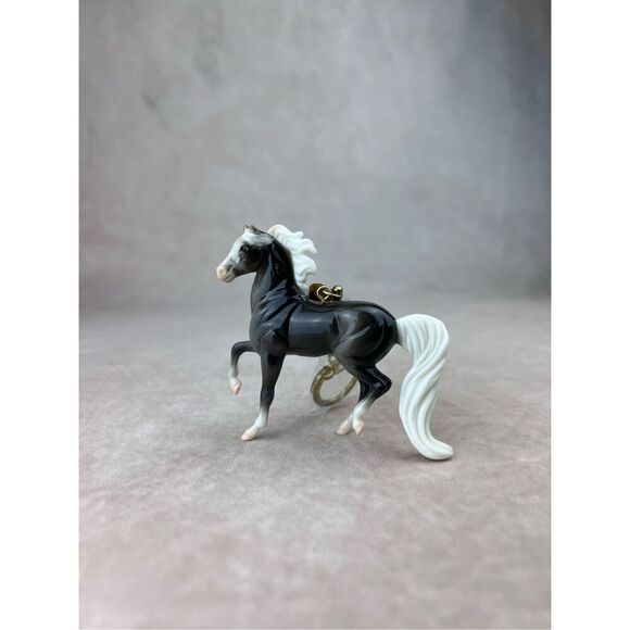 Breyer BreyerFest Stablemate Keychain Glossy Charcoal Morgan 2005 2000 Made - Picture 1 of 5